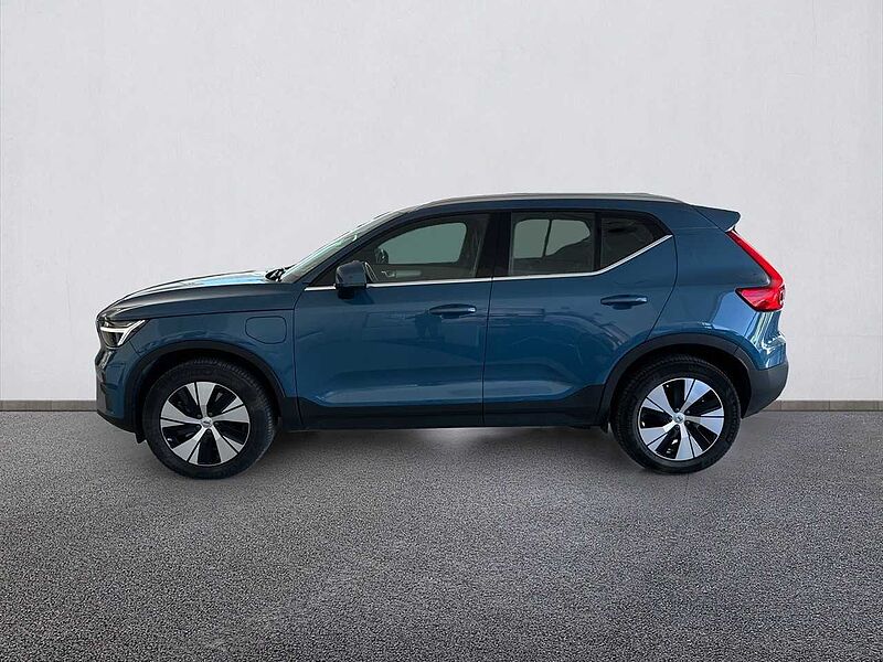 Volvo  XC40 Recharge Core, T4 plug-in hybrid, Eléctrico/Gasolina, Bright