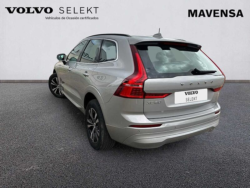 Volvo  XC60 Momentum Pro, B4 mild hybrid (diésel)