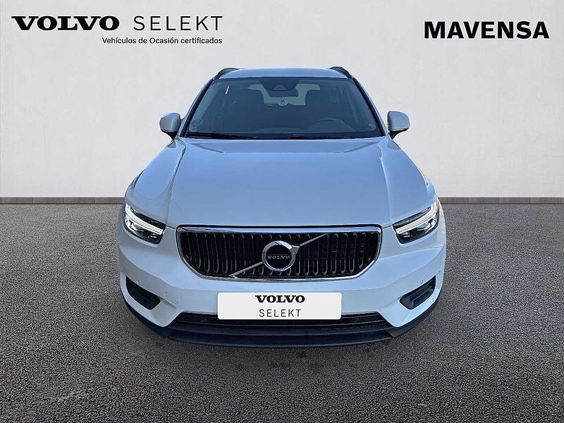 Volvo  XC40 T3  Manual